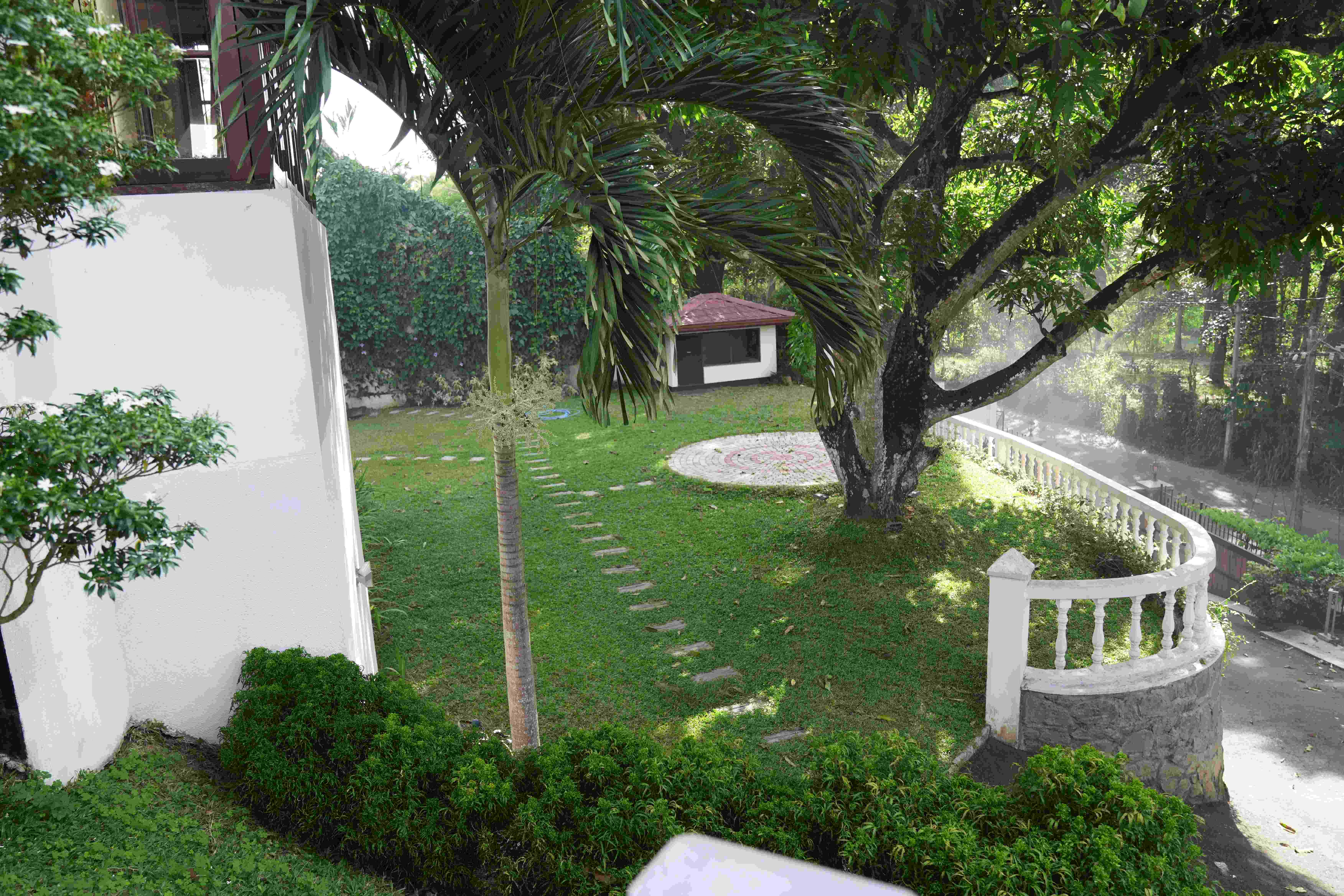 Midula (Garden) at Muthu Villa