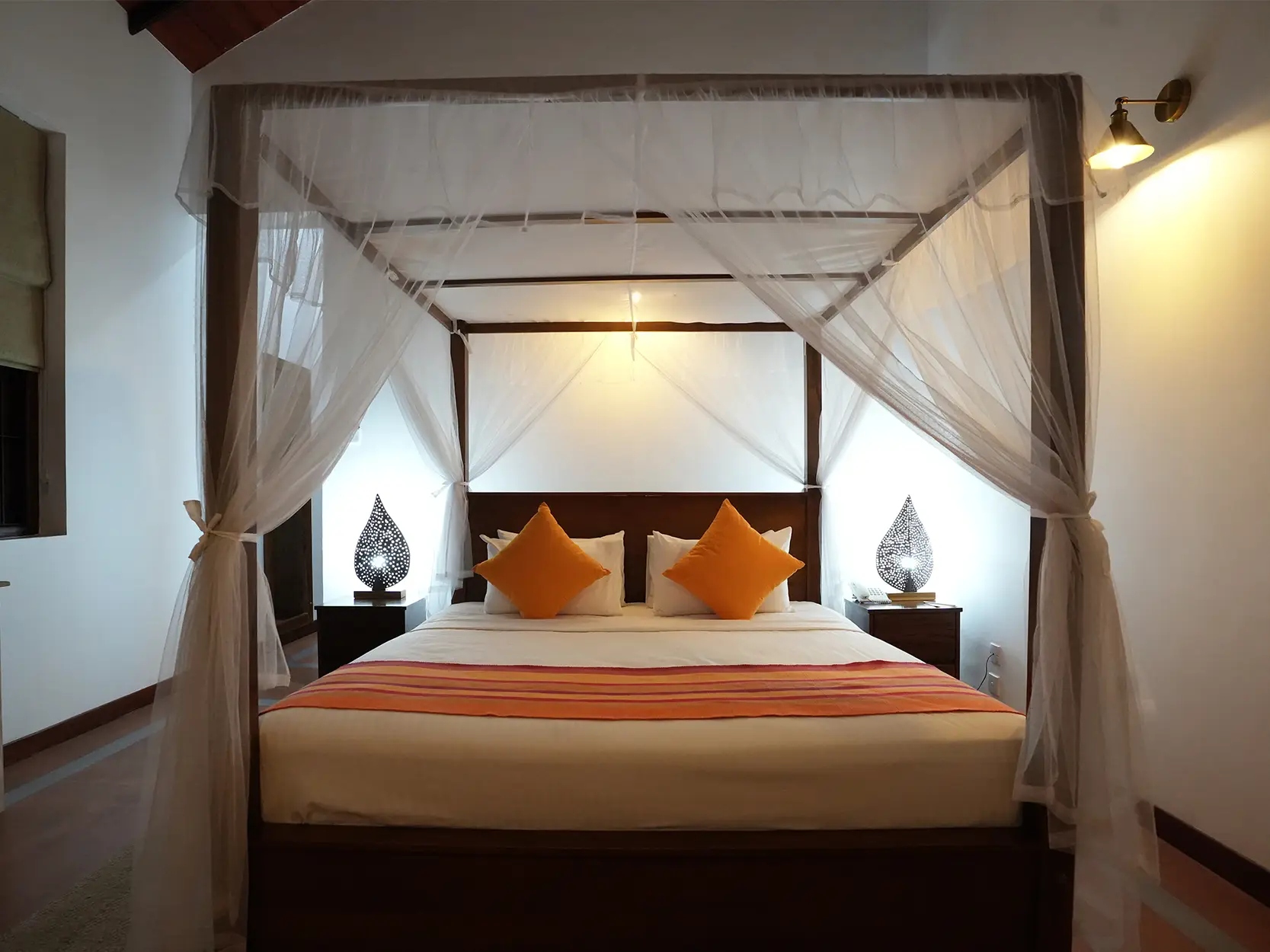 Kumbal Room inspired by traditional Sri Lankan pottery art